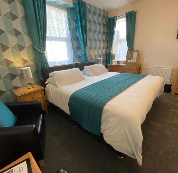 Aamiaismajoitus (B&B) Paignton Court