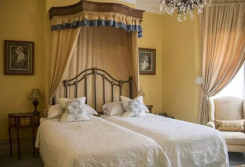 ホテル Albert & Victoria Guest House