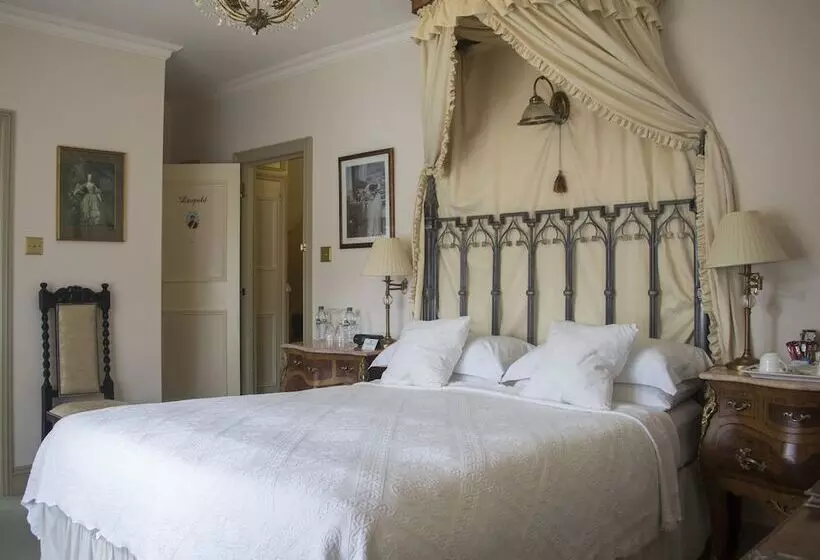 ホテル Albert & Victoria Guest House