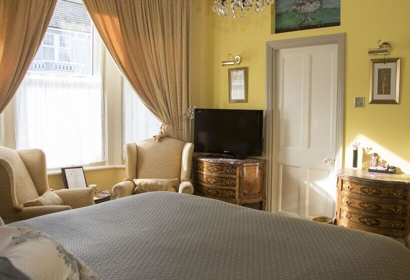 فندق Albert & Victoria Guest House