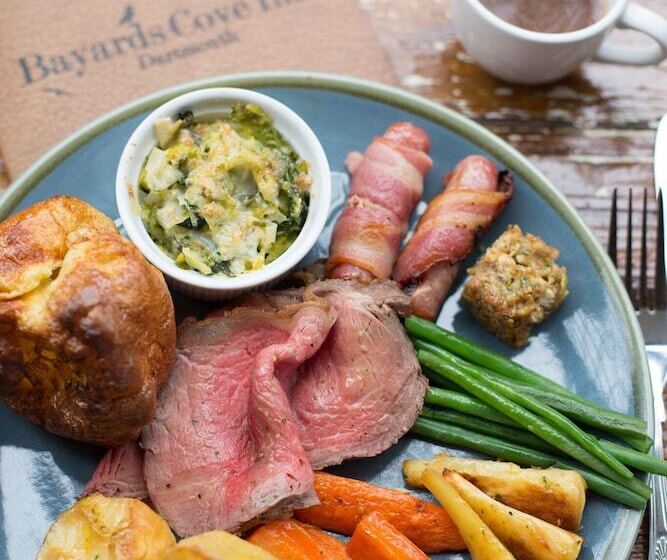 فندق Bayards Cove Inn