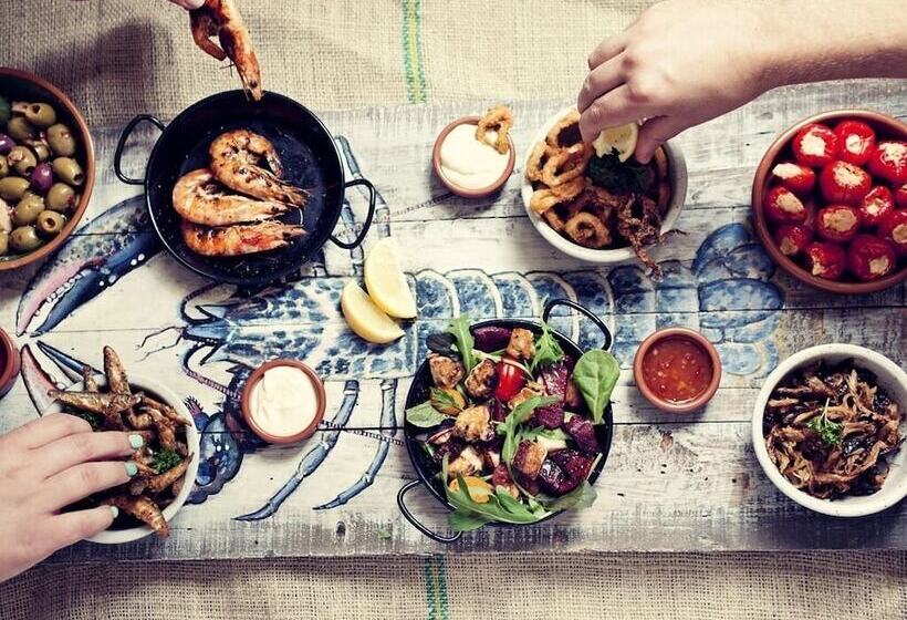 فندق Bayards Cove Inn