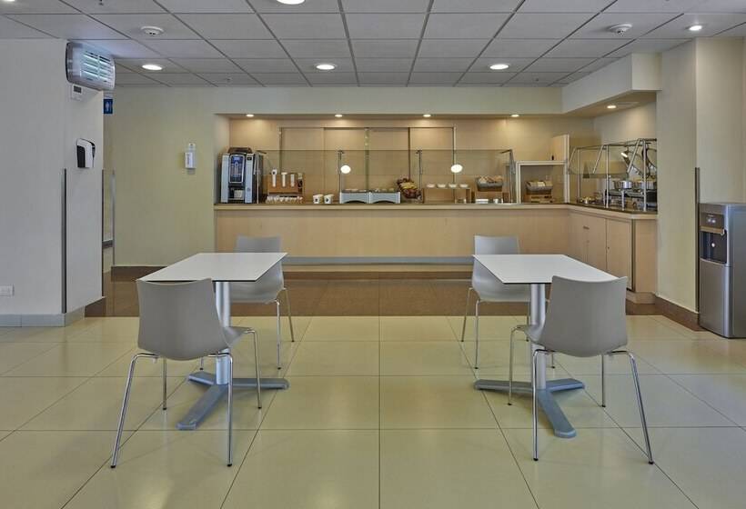 Hotel City Express By Marriott Campeche