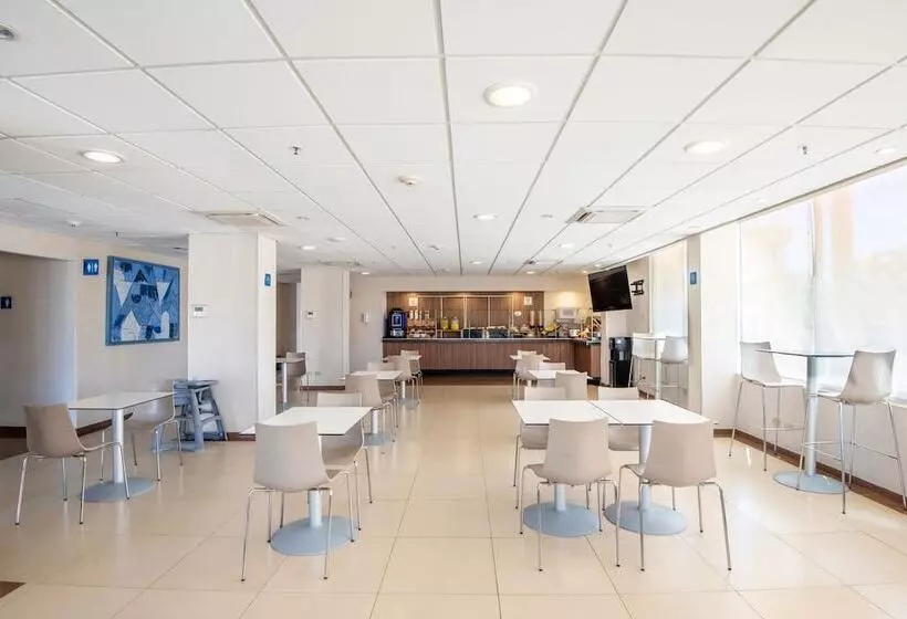 هتل City Express By Marriott Campeche