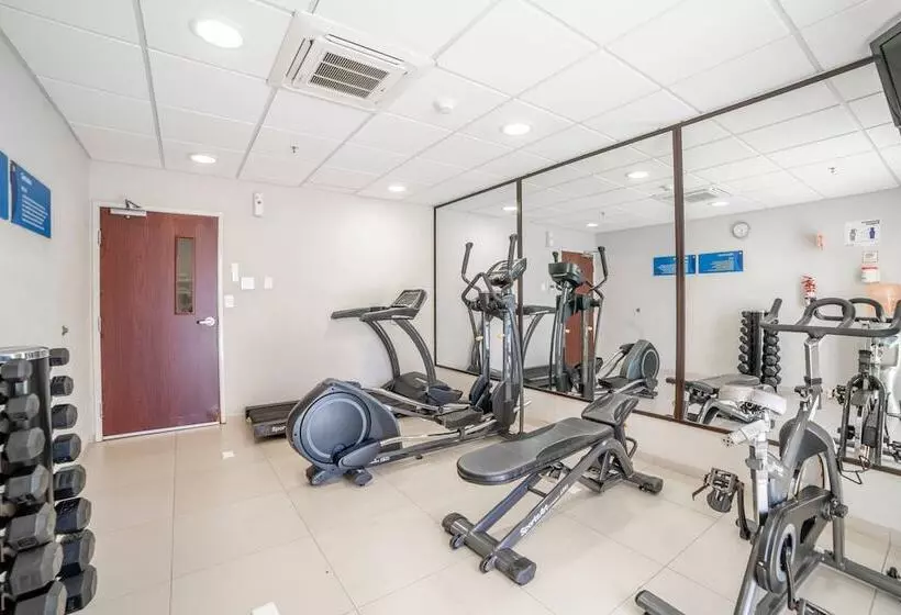 هتل City Express By Marriott Campeche