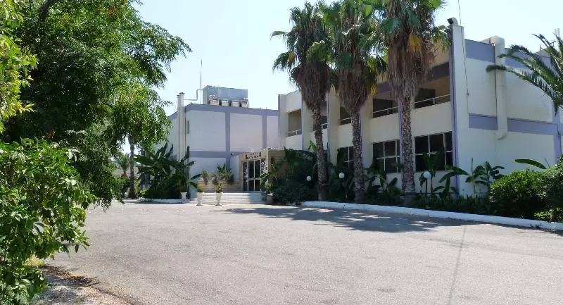 ホテル Dantis Beach