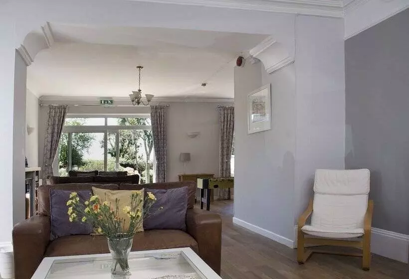 ホテル Gyllyngvase House