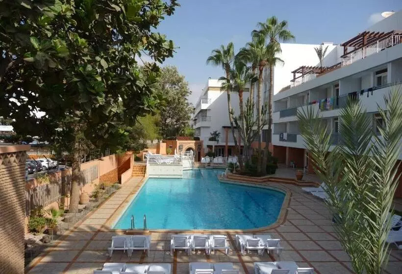 Отель Kamal City Center