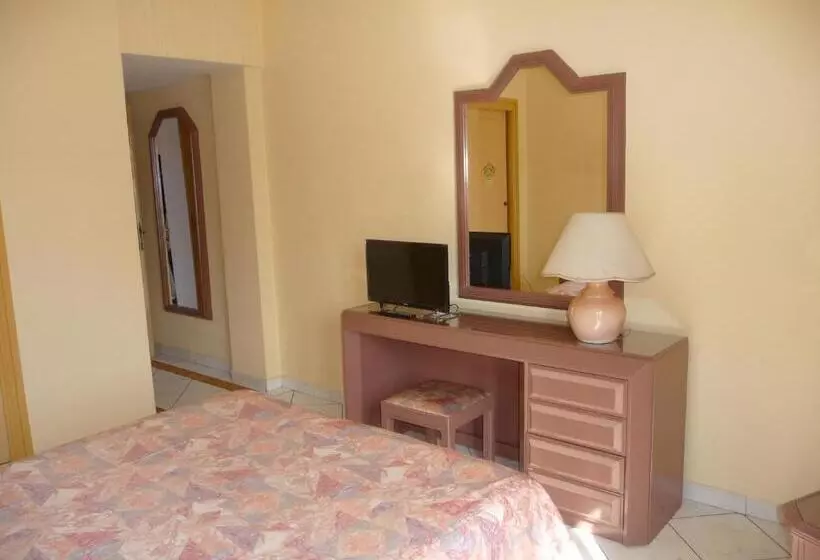 Отель Kamal City Center