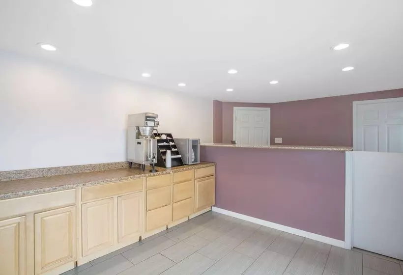 Hotel Knights Inn  Tonawanda Ny