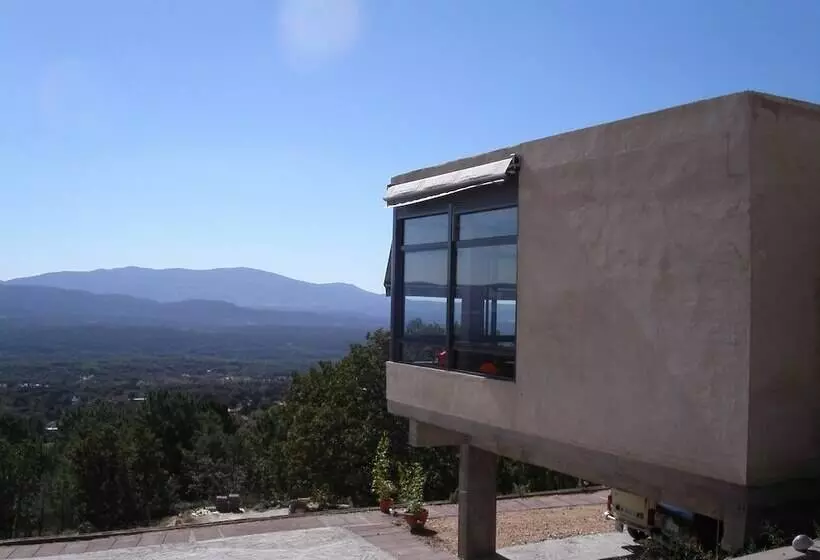 בית מלון כפרי La Canela