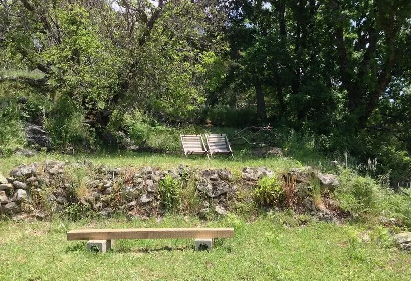 בית מלון כפרי La Canela