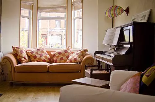 ホテル Sleepy Cedars