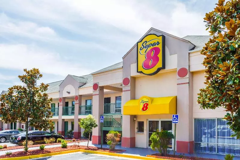 酒店 Super 8 By Wyndham Stafford