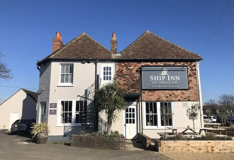 בית מלון כפרי The Ship Inn