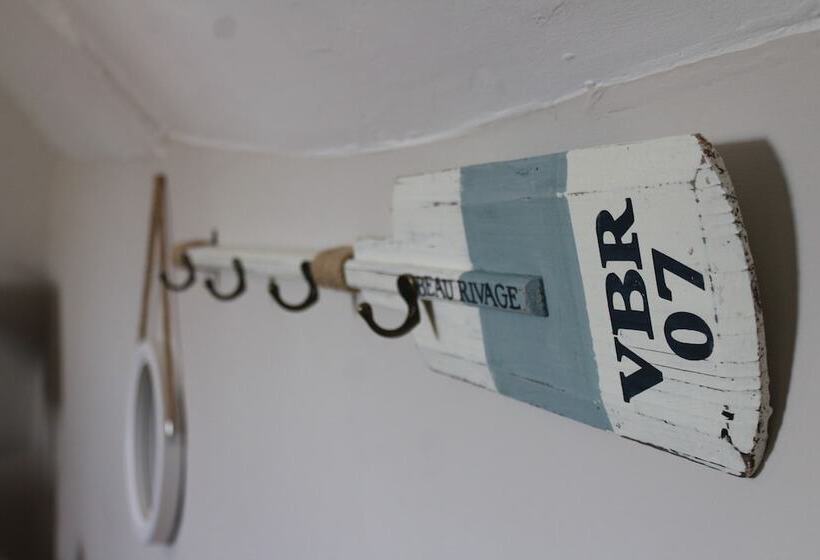 Отель The Ship Inn