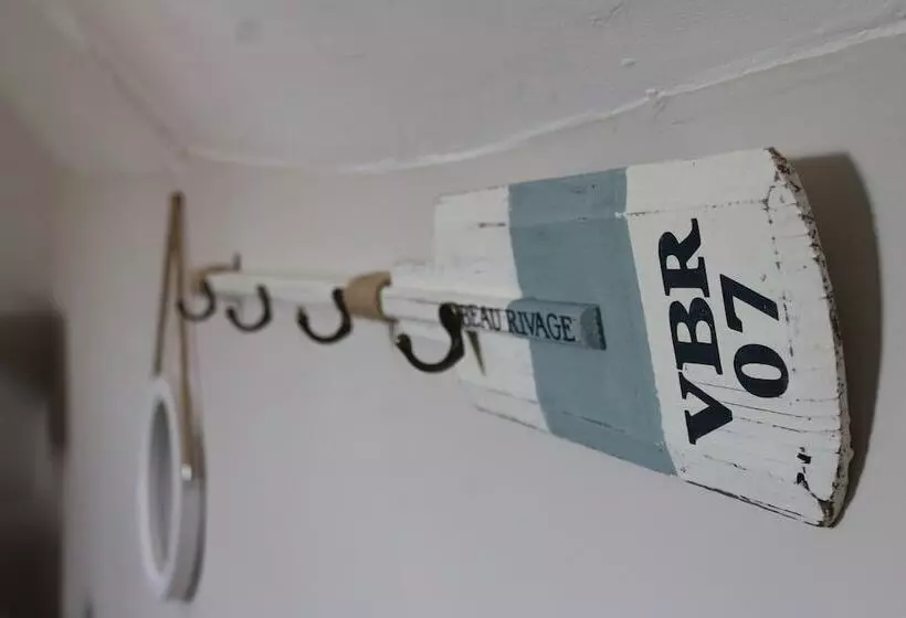 בית מלון כפרי The Ship Inn