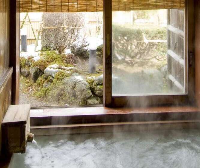 Ekinariya Ryokan