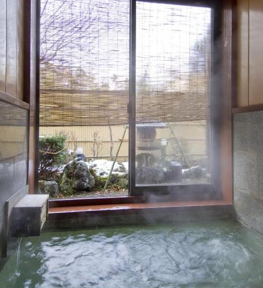 Ekinariya Ryokan
