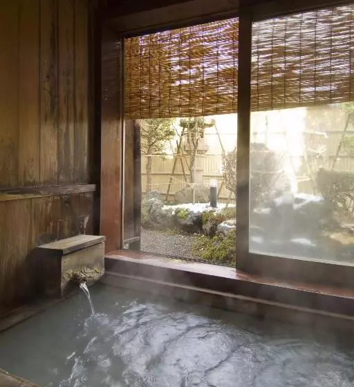 Ekinariya Ryokan