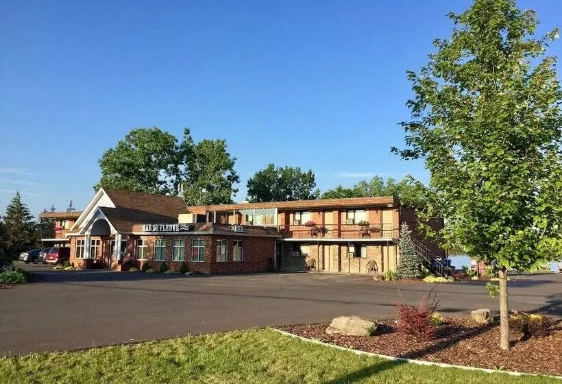 Motel Et Appartements Du Fleuve