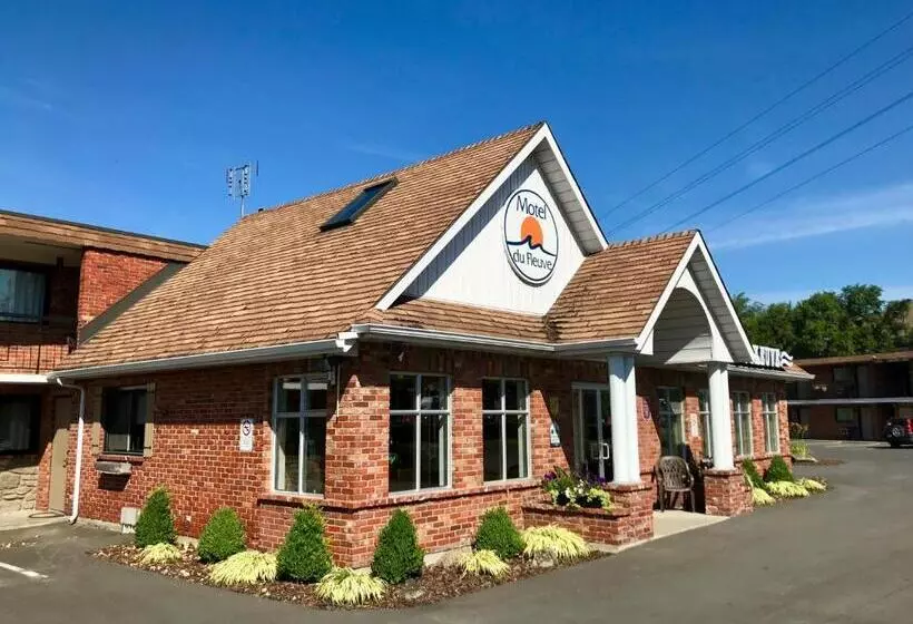 Motel Et Appartements Du Fleuve