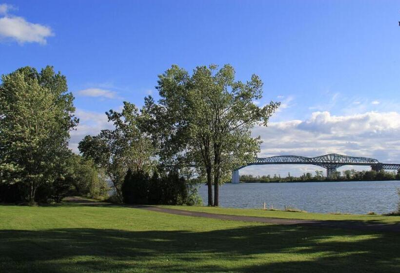 Motel Et Appartements Du Fleuve