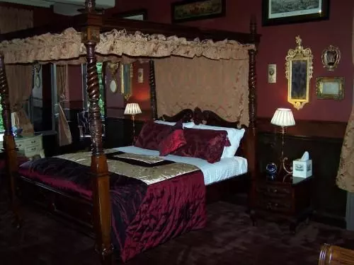 The Retreat Castle Hotel