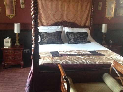 The Retreat Castle Hotel