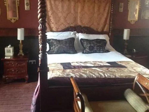 The Retreat Castle Hotel