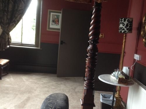 The Retreat Castle Hotel