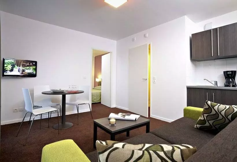 Aparthotel Adagio Access Paris Asnières