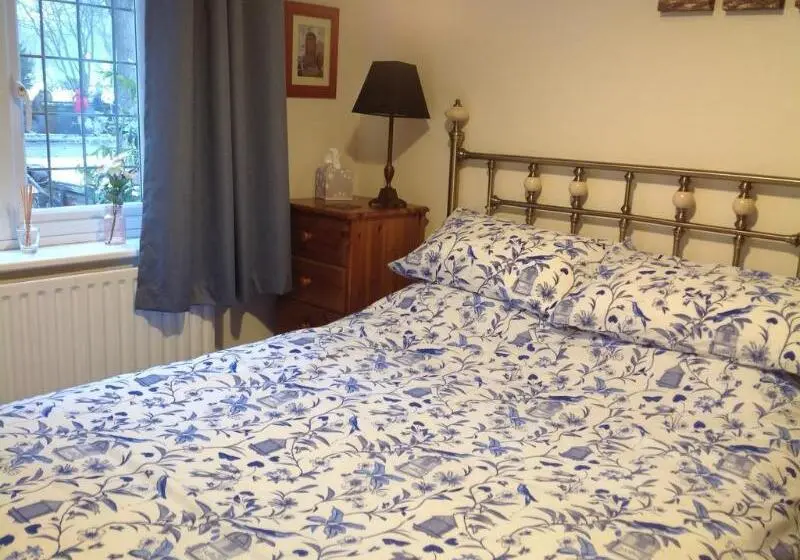 ベッドアンドブレックファースト Avonlea Guest House