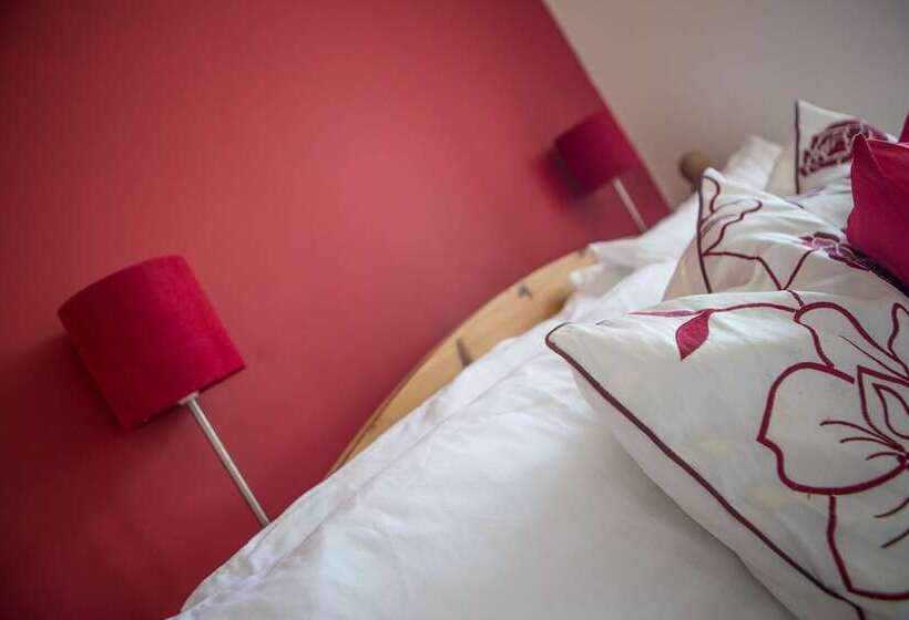 Bed and Breakfast St Breca