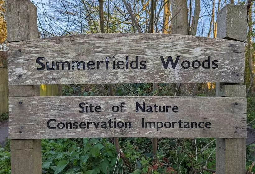 تختخواب و صبحانه Summerfields House