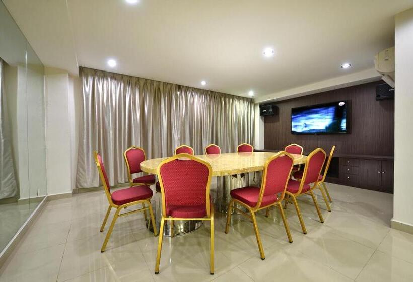 בית מלון כפרי Bahagia