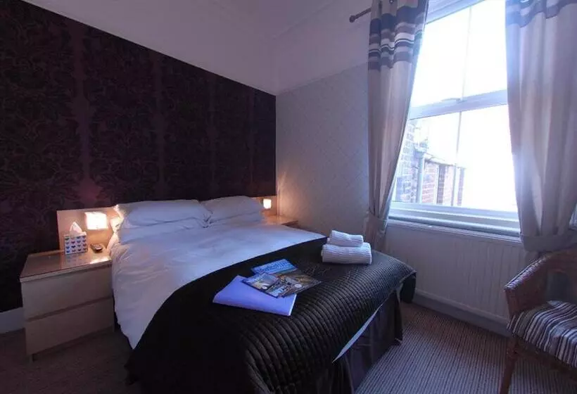 Отель Chiltern Guest House