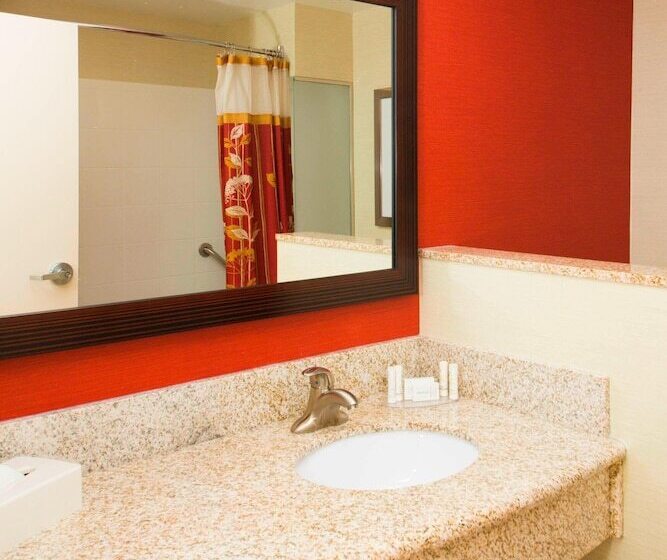 فندق Courtyard Warner Robins