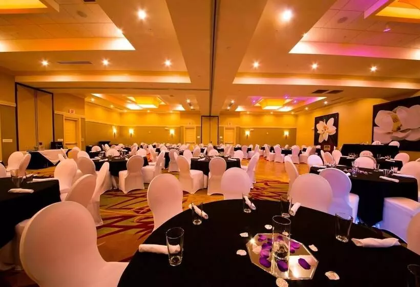 Hotelli Courtyard Warner Robins