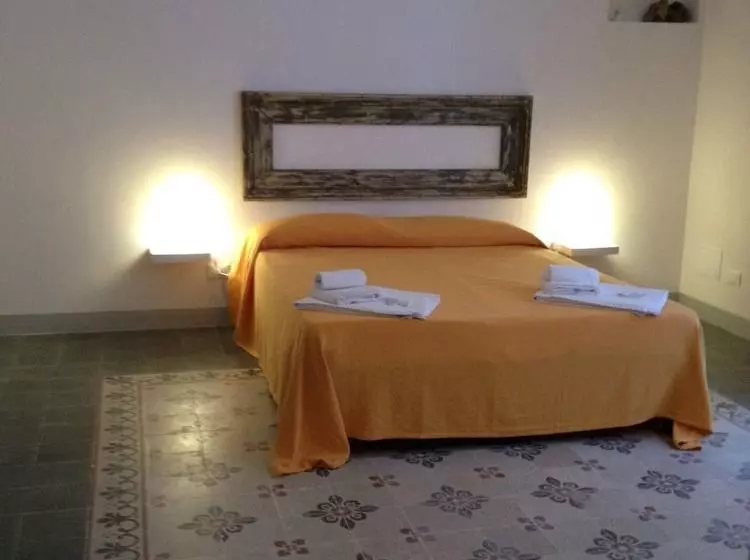 هتل le vie di trapani