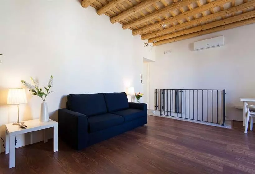 هتل le vie di trapani