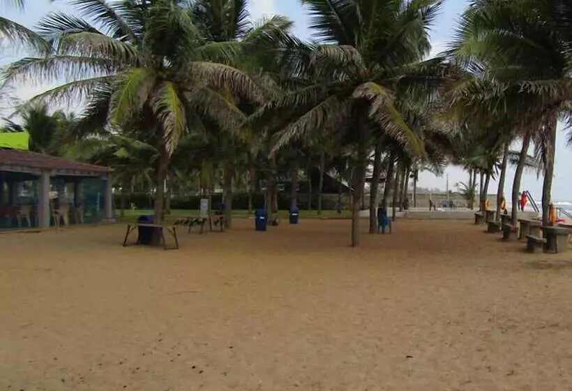 酒店 Mamalla Beach Resort