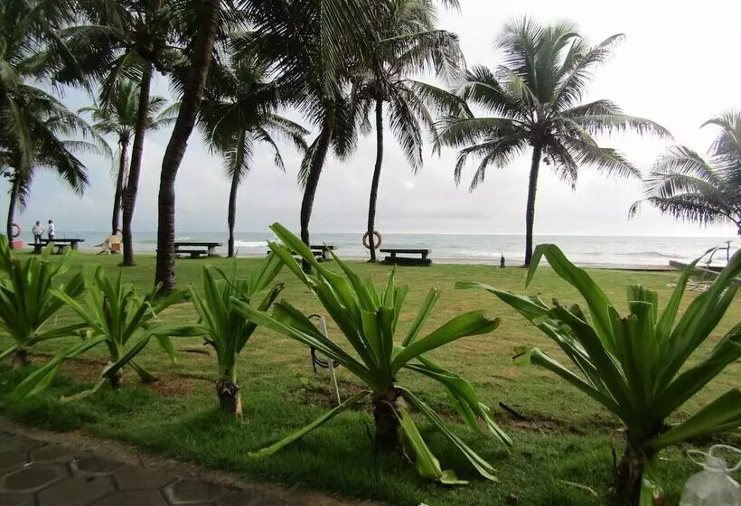 酒店 Mamalla Beach Resort