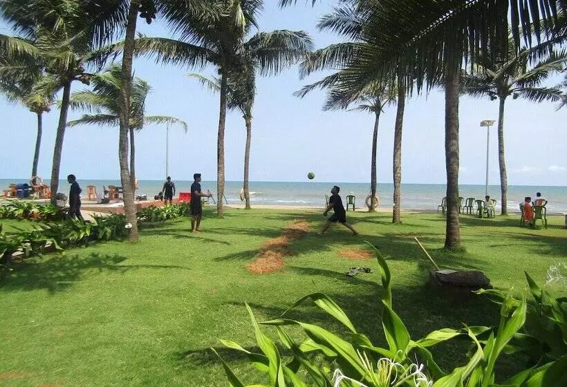 酒店 Mamalla Beach Resort