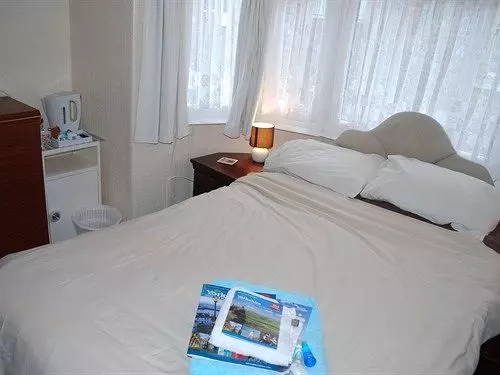 酒店 Mayville Guest House