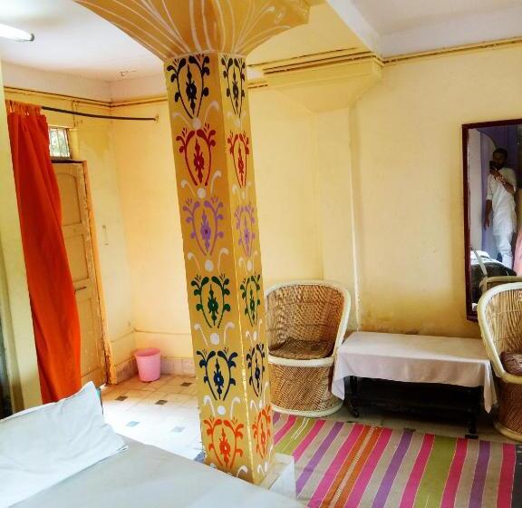 בית מלון כפרי Paradise