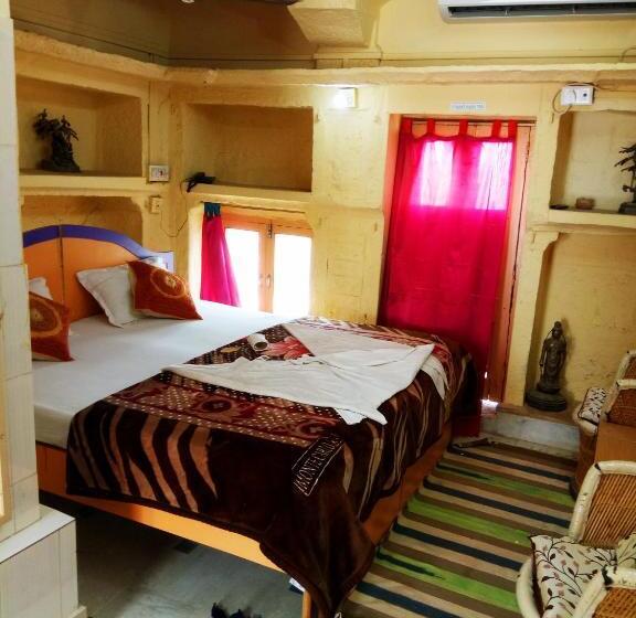 בית מלון כפרי Paradise