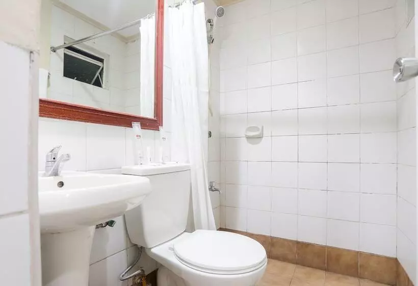 בית מלון כפרי Royale Parc Inn & Suites