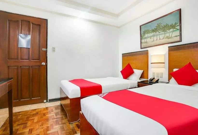 בית מלון כפרי Royale Parc Inn & Suites