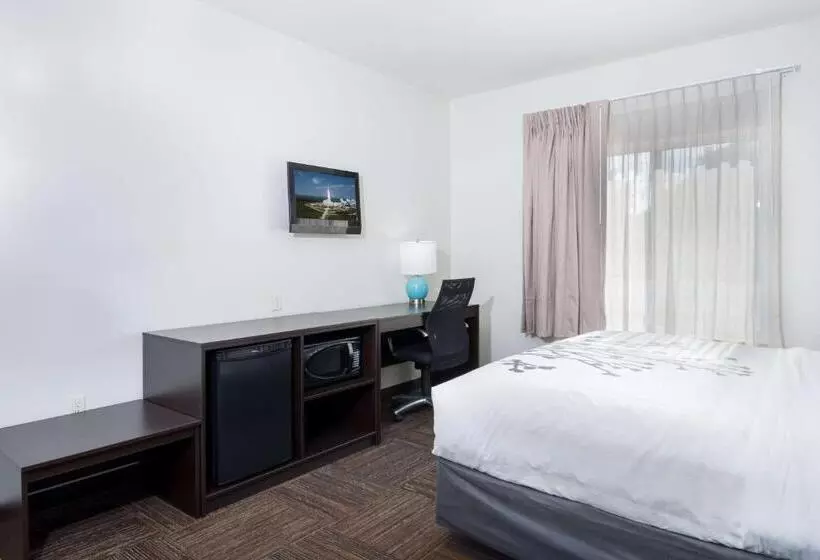 Отель Sleep Inn & Suites Washington Near Peoria